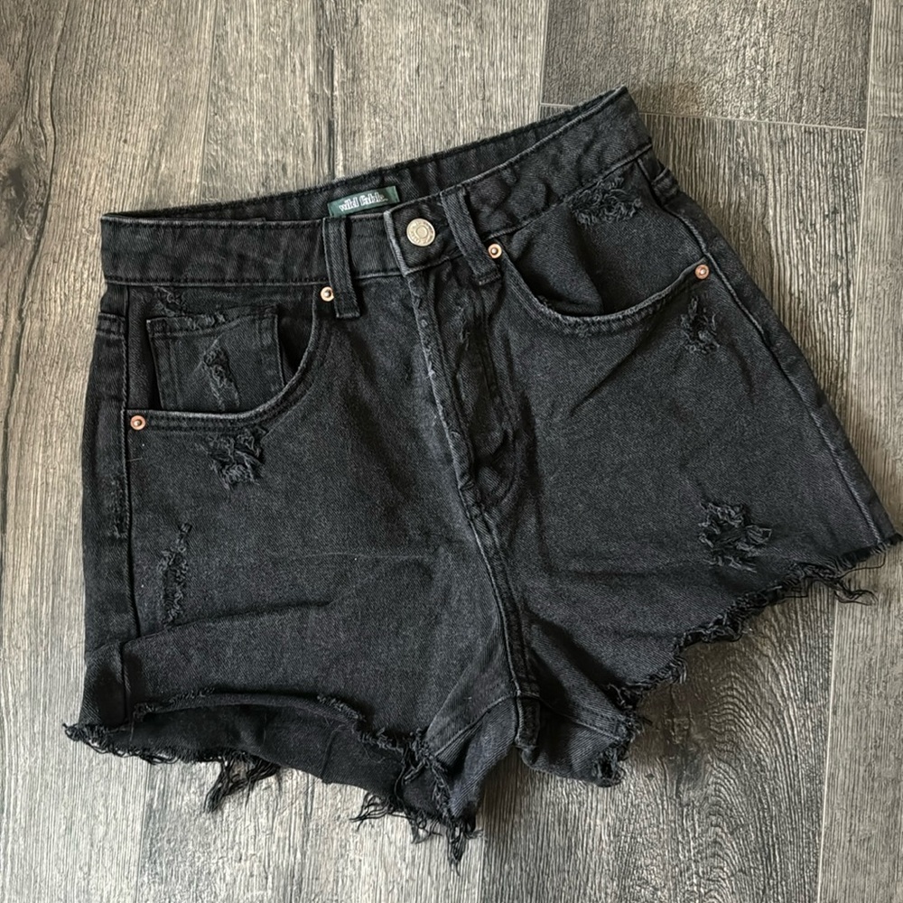 Wild Fable High waist, distressed black denim shorts, size 00